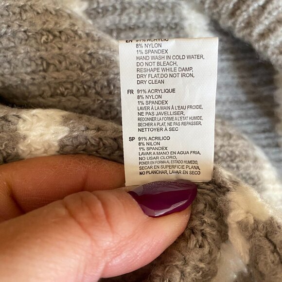 Femme by Design BNWOT scalloped mock neck striped sweater Small - Picture 7 of 8